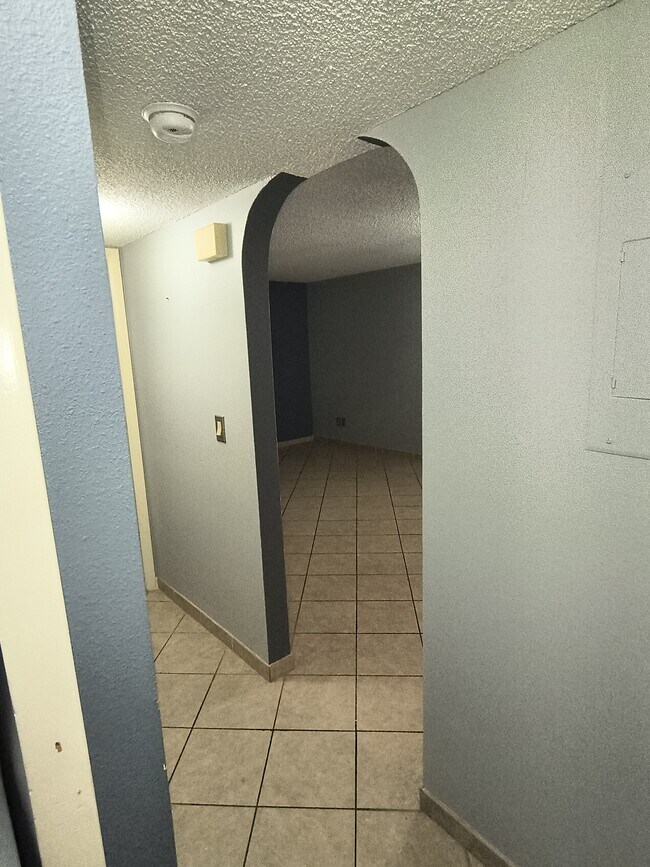 Foto del edificio - 2395 Harbor Blvd