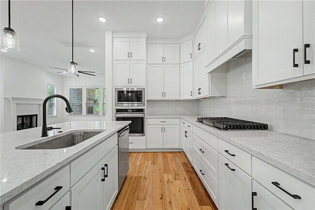 Foto del edificio - 5102 SW Stanford Ct