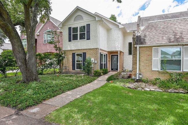 Building Photo - 4812 Palmetto St