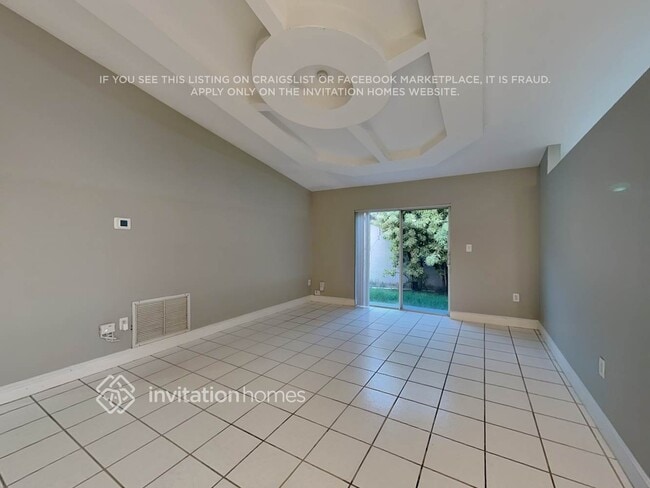 Foto del edificio - 8481 NW 197th Terrace