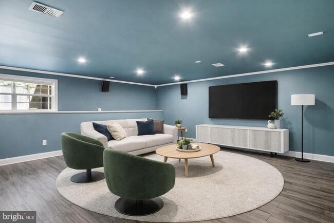 Building Photo - 206 Shields Ct