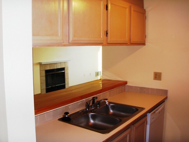 Foto del edificio - 4540 45th Ave SW
