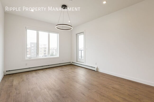 Photo du bâtiment - Modern 2 Beds, 1 Baths Apartment/Condo | 2...