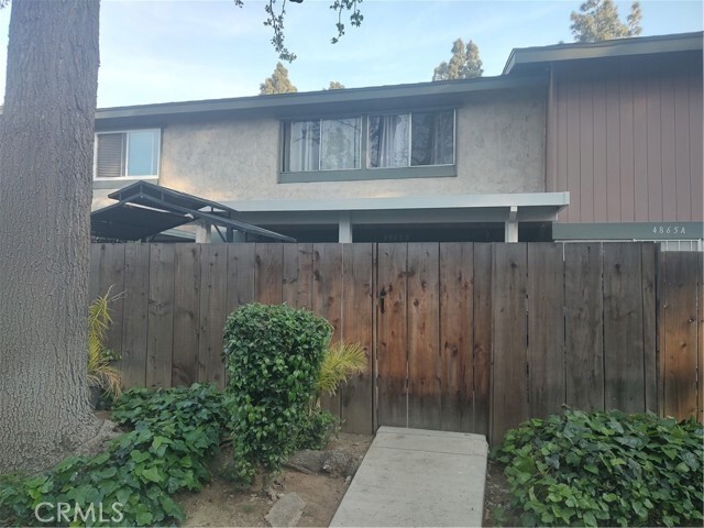 Foto principal - 4865 Jackson St