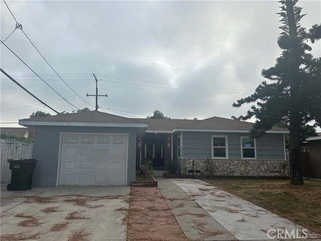 Primary Photo - 9515 La Villa St