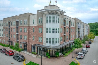 Building Photo - 322 Baldwin