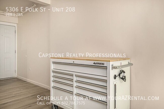 Foto del edificio - 5306 E Polk St
