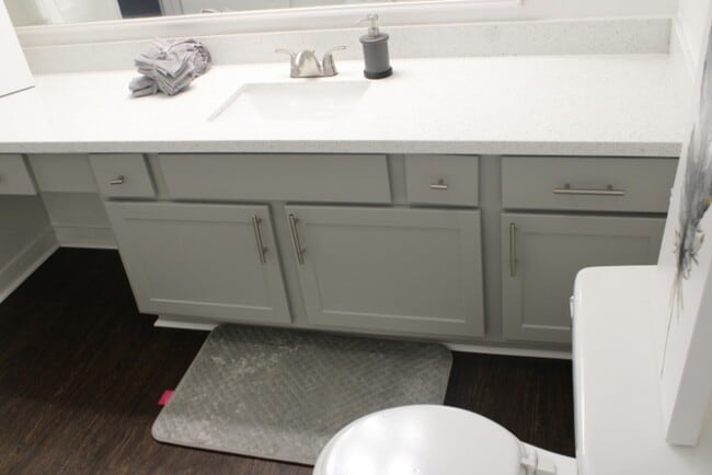 Bathroom- Premium Quartz Floorplan - Riverwalk Apartments