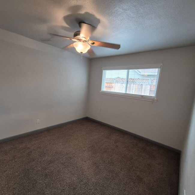 Building Photo - 3833 to 3835 Sherman Way