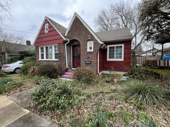 Building Photo - Classic Brick Portland Home on Stark Street with Dual Living Areas and Two Full Kitchens