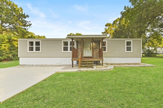 Building Photo - 12579 Pebble Creek Dr
