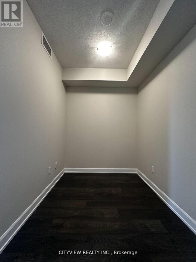 Building Photo - 3220 William Coltson Ave