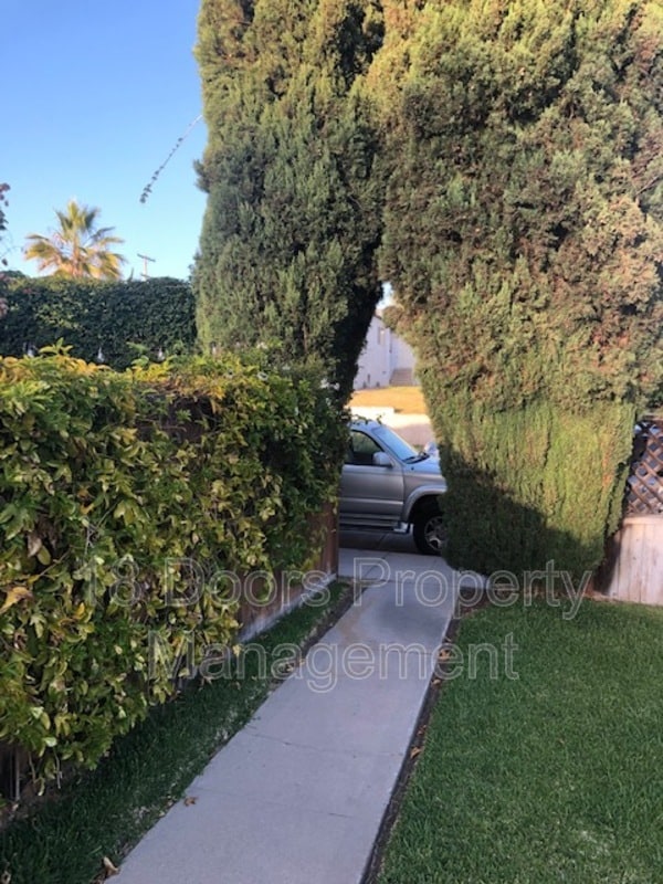 Building Photo - 4556 55th St