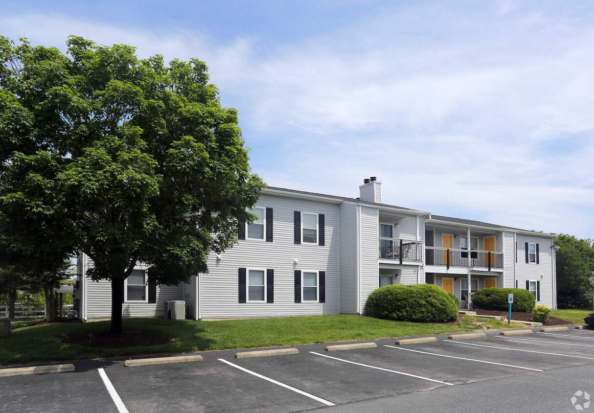 Primary Photo - Islnd Club Apartments