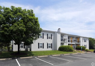 Building Photo - Islnd Club Apartments