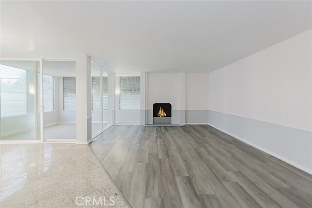 Building Photo - 432 S Sierra Madre Blvd