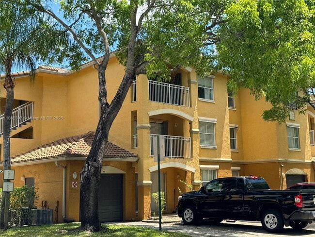 Foto del edificio - 9615 NW 1st Ct
