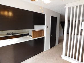 Building Photo - The Pines at Q Plaza Apartments