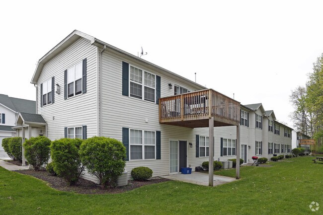 Derby Village Apartments - Toledo Oh Apartmentscom