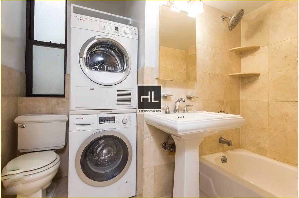 Foto del edificio - E 18TH ST.