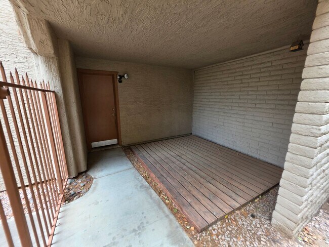 Foto del edificio - 2834 S Ext Rd