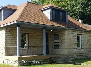 Building Photo - 501 Pierre St