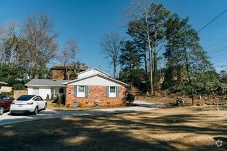 Building Photo - 1215 Vista Valley Dr NE