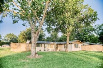 Building Photo - 7408 Scenic Dr