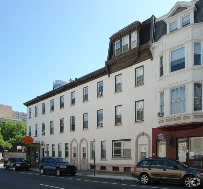 125 - 131 S 23rd St - 125-131 S 23rd St