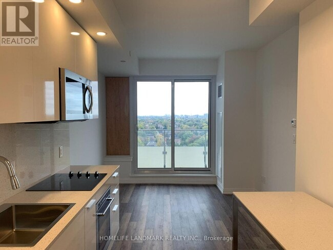 Building Photo - 75 Canterbury Pl