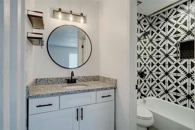 Foto del edificio - 307 Lone Oak Cir