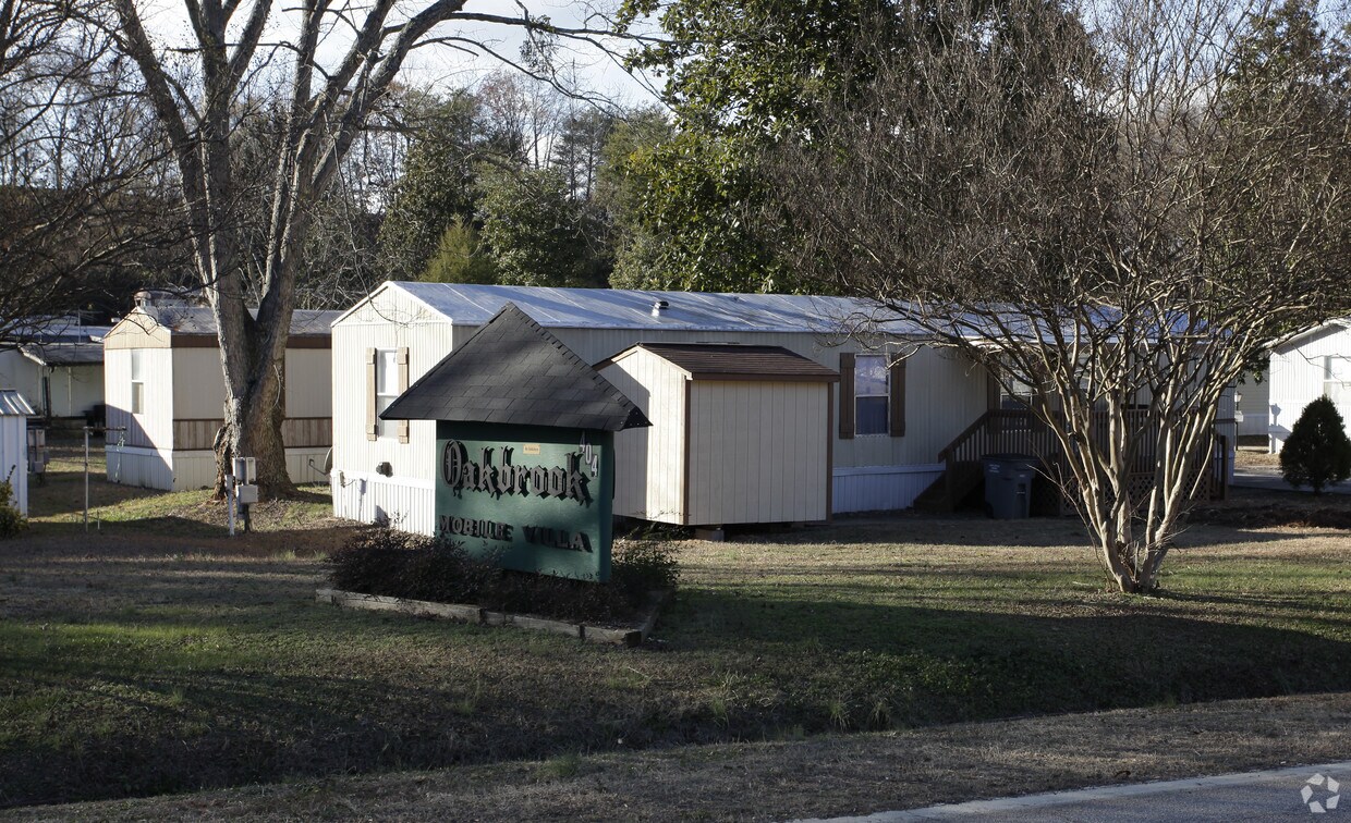 Primary Photo - 404 Old Piedmont Hwy