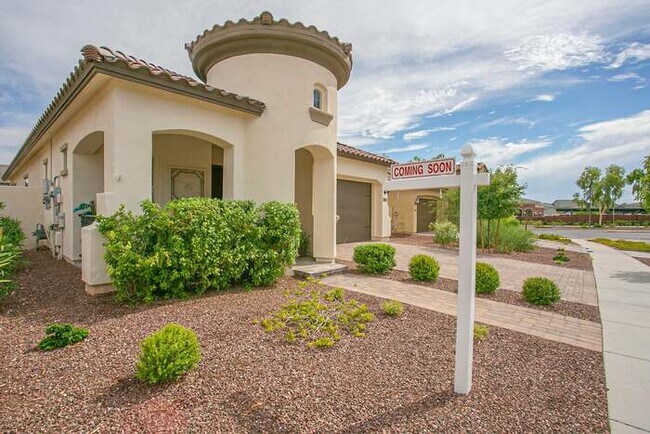 Building Photo - Stunning Verrado home !