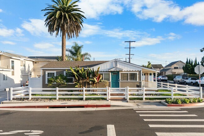 Foto del edificio - 7822 Sycamore Drive