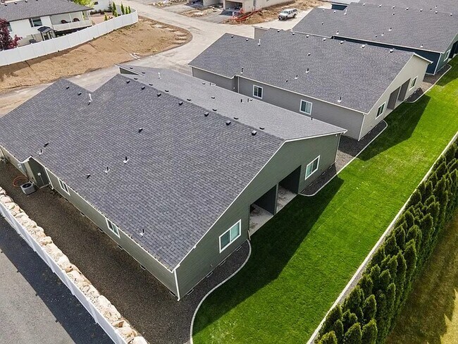 Foto del edificio - 1507 Metler Ln