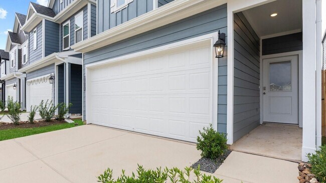 Building Photo - 3538 Lovebird Ln