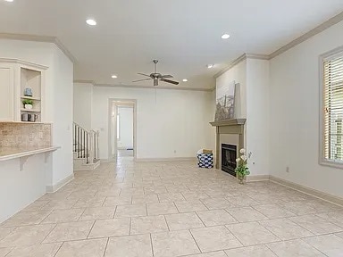 Building Photo - 108 Bandera Dr