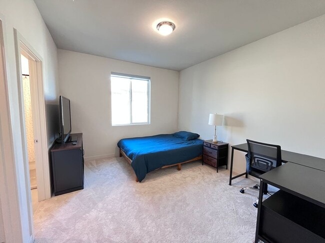 Building Photo - 7121 Ryder Ln