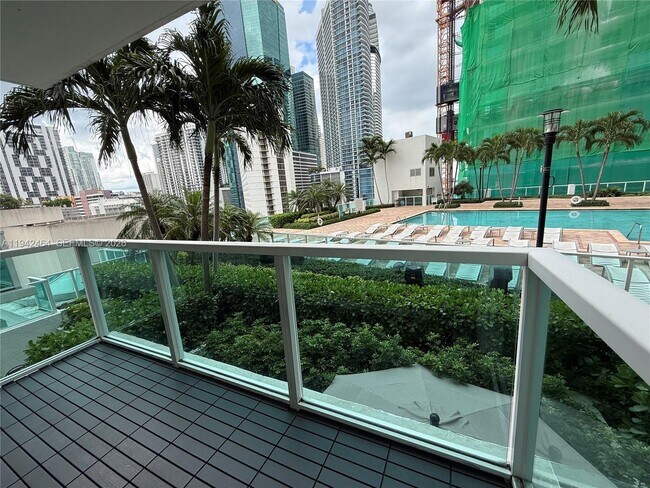 Foto del edificio - 31 SE 5th St