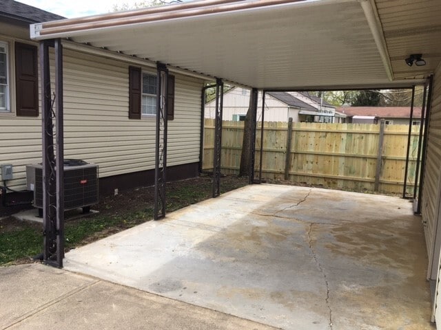 Back Patio - 429 Enxing Ave