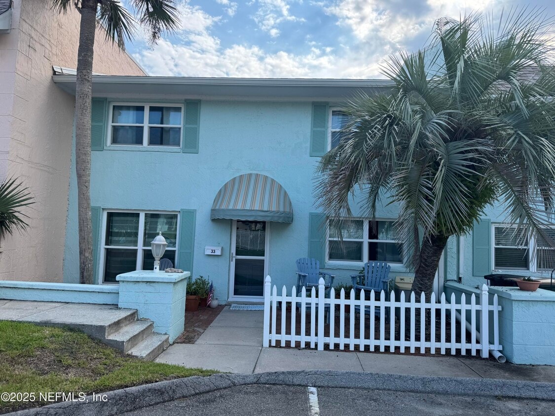 Primary Photo - 2233 Seminole Rd