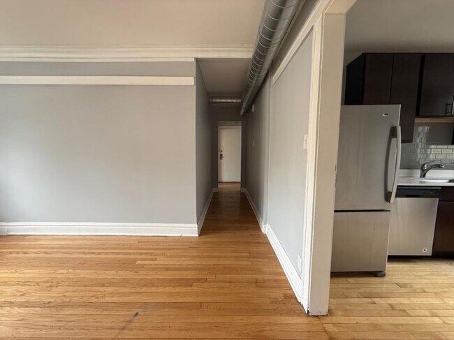 Foto del edificio - 2 bedroom in Chicago IL 60641