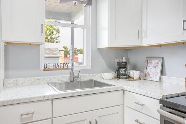 Foto del edificio - 123 N Notre Dame Ave