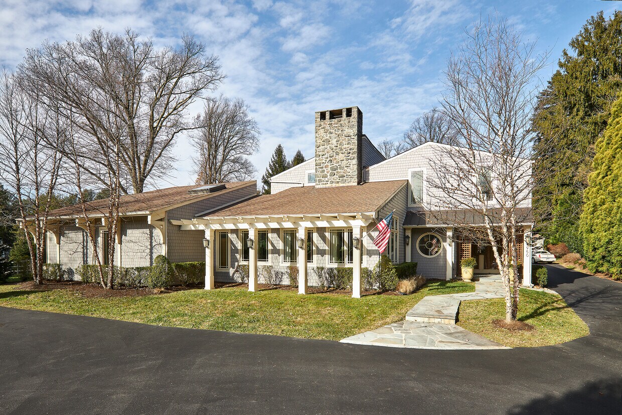 950 Parkes Run Ln, Villanova, PA 19085 House Rental in Villanova, PA