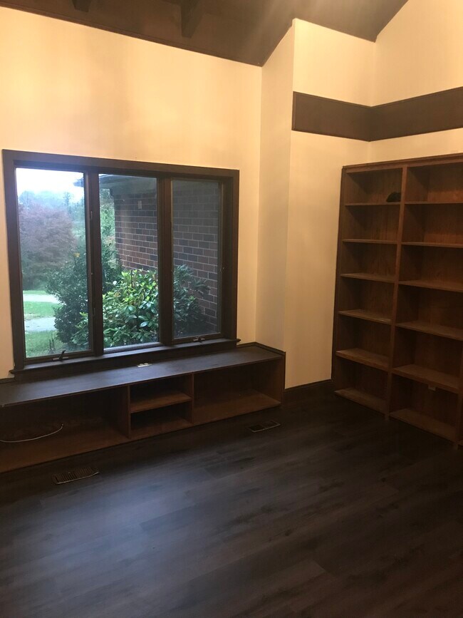 Foto del edificio - 21320 Georgia Ave