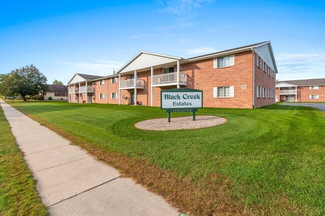 Interior Photo - Black Creek Estates
