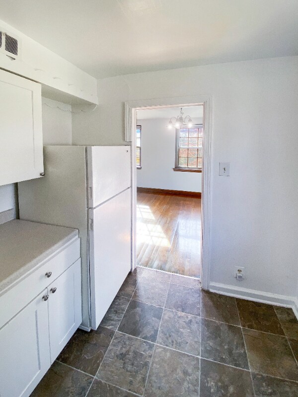 Foto del edificio - 2920 Midvale Ave
