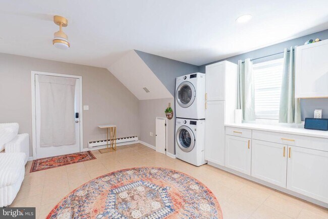 Foto del edificio - 341 Gordon Rd