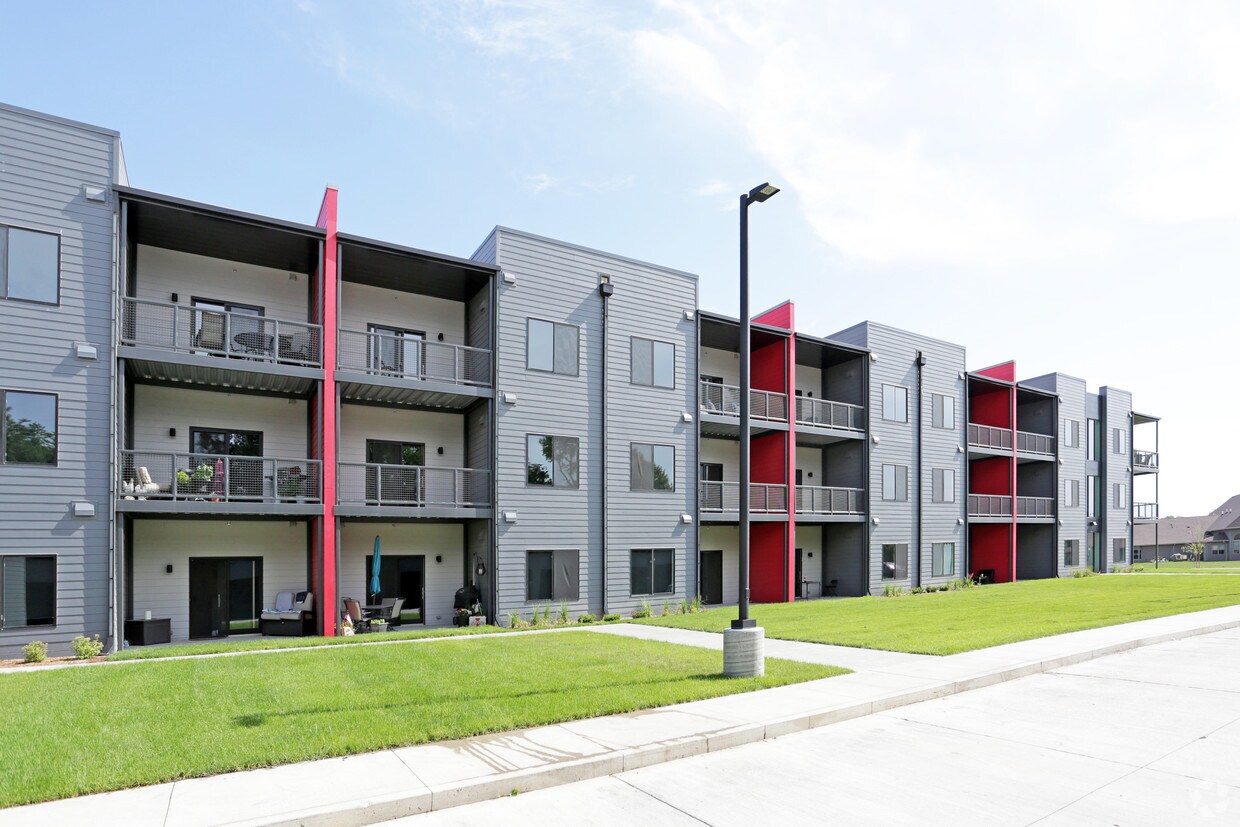 Dakota 303 Apartments Dakota Dunes, SD