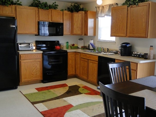 kitchen - Greenbriar Estates